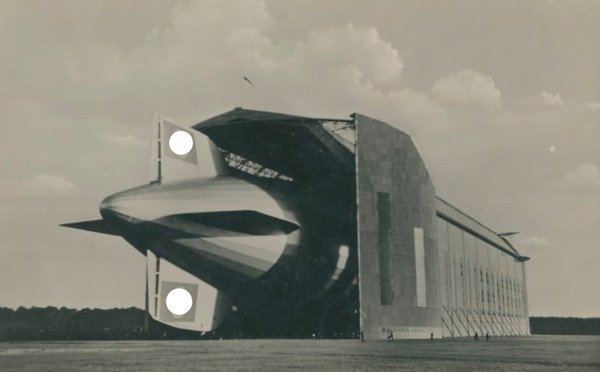 Zeppelinhalle LZ 129 "Hindenburg"