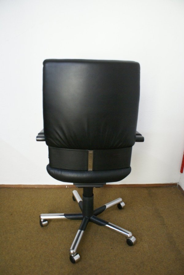 Vitra Figura Drehstuhl, Bürostuhl mit hoher Rückenlehne.